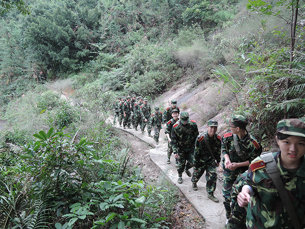 野外行軍s