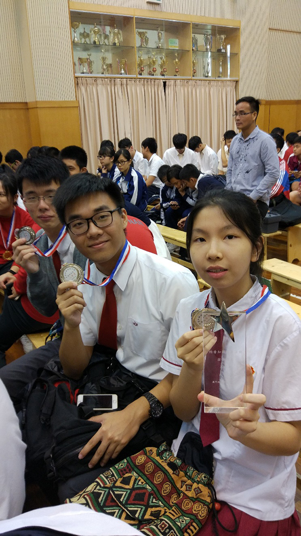 image4s