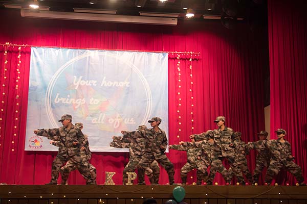 初二級軍體拳表演s