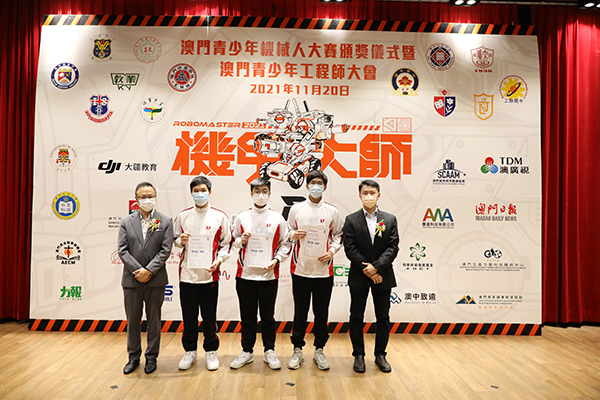 鏡平學生於RoboMaster 2021澳門青少年機械人大賽榮獲高中組亞軍s