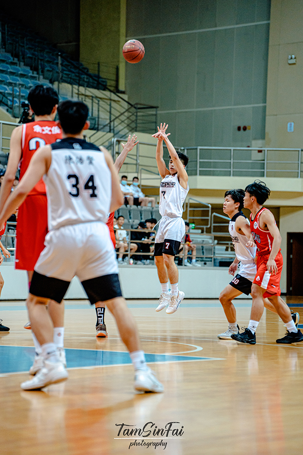 3 男a球員射球s