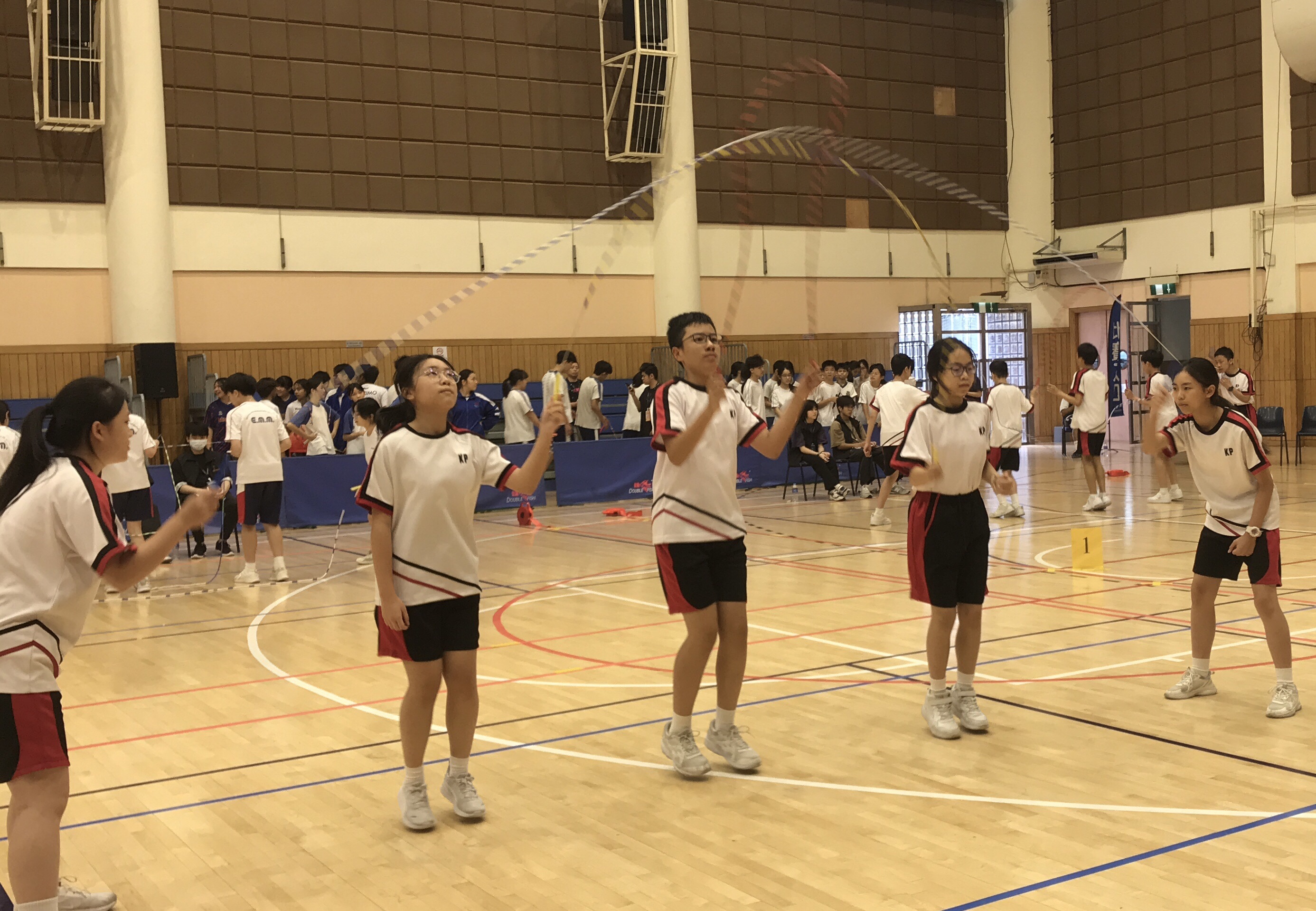 20250525 08初中組B隊5人彩虹組合跳