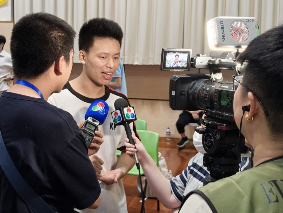 6參賽同學接受訪問